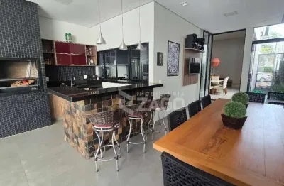 Casa com 3 dormitórios à venda, 172 m² por R$ 1.500.000,00 - Estância dos Ipês - Uberaba/MG
