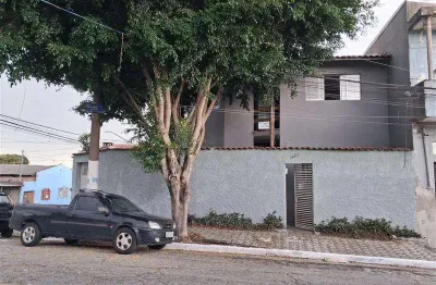 Casa com 3 quartos à venda na Rua Palmeirina, Cidade Patriarca, São Paulo