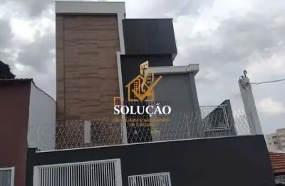 Sobrado em condomínio fechado 2 suites 2 vagas de garagem varanda com churrasque