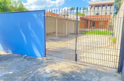 Casa para locação em jaguariúna, santa cruz, 3 dormitórios, 2 banheiros, 10 vagas