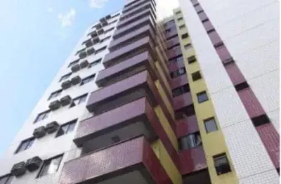 Excelente apartamento , no bairro da madalena  .  prédio com piscina.