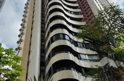 Excelente apartamento para venda, possui 115 metros quadrados de área útil, com 03 quartos sendo duas suítes, no bairro do rosarinho - recife - pe