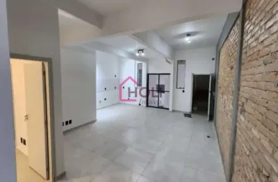 Apartamento à venda no Tatuapé, São Paulo-SP: 2 quartos, 1 suíte, 2 salas, 2 banheiros, 80m² de área. Venha conferir!