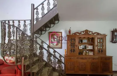 Casa à venda em São Paulo-SP, Vila Prudente: 3 quartos, 1 suíte, 2 salas, 2 banheiros, 2 vagas, 180m²