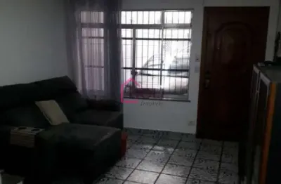 Casa à venda em São Paulo-SP, no Tatuapé: 2 quartos, 1 suíte, 3 salas, 2 banheiros, 1 vaga de garagem e 150m². Aproveite!