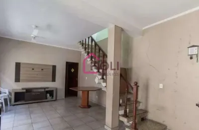 Imperdível Casa à Venda na Vila Formosa, São Paulo-SP: 4 Quartos, 1 Suíte, 2 Salas, 3 Banheiros, 4 Vagas, 300m².
