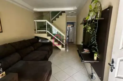 Casa em Condomínio à Venda na Vila Matilde, São Paulo - 3 Quartos, 1 Suíte, 2 Vagas de Garagem, 99m² de Área