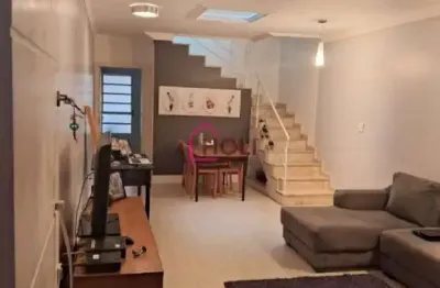 Imperdível! Casa à venda em São Paulo-SP, Mooca: 3 quartos, 3 suítes, 2 salas, 4 banheiros, 2 vagas de garagem, 131,00 m².