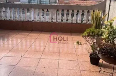 Imperdível oportunidade! Casa à venda em São Paulo-SP, Vila Antonieta. 4 quartos, 1 suíte, 2 salas, 2 banheiros, 2 vagas de garagem.