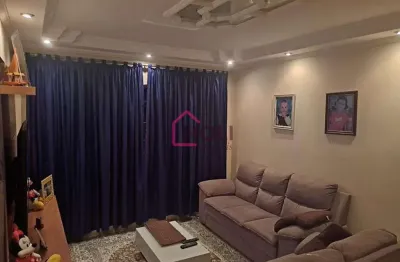 Imperdível oportunidade! Casa à venda na Vila Carrao, São Paulo-SP, 3 quartos, 1 suíte, 2 salas, 2 banheiros, 3 vagas, 148,50 m².