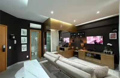 Apartamento a venda com 1  dormitório a poucos metros da praia do boqueirão