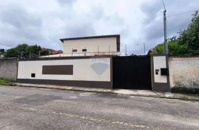 Casa com 3 quartos à venda na Rua Anhanguera, 205, Parque Guarua, Juiz de Fora