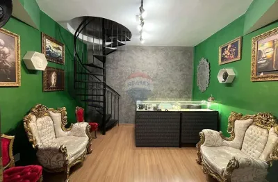 Loja comercial com sobreloja na melhor localização do centro da cidade!