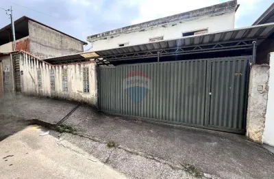 Casa com 3 quartos à venda na Rua Professor Vilas Boucada, 68, Santos Dumont, Juiz de Fora