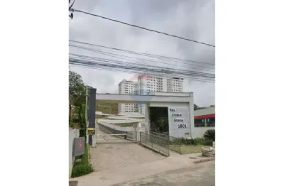 Apartamento 2 quartos no bairro grama, área de lazer com piscina e área gourmet!