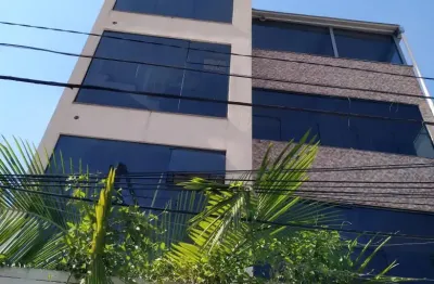 Prédio com 13 salas para alugar na Vila Santa Luzia, Taboão da Serra 