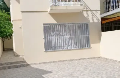 Casa com 3 quartos para alugar na Vila Gomes, São Paulo 