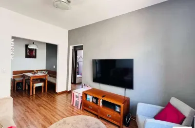 Apartamento de 2 quartos no estoril - prox av. barão homem de melo