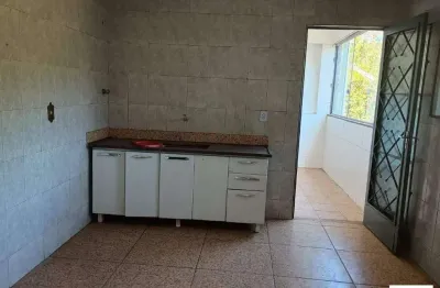 Casa com 3 quartos para alugar no Maria Antonieta Mello Azevedo (São Benedito), Santa Luzia 