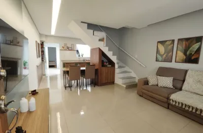 Lindo sobrado totalmente reformado e mobiliado na região do tatuapé, próximo ao metrô