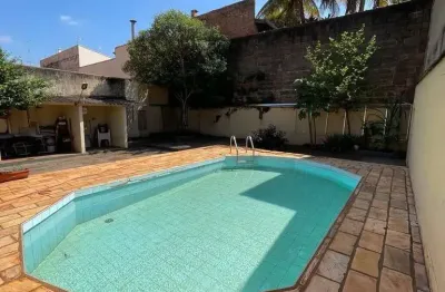 Casa com 3 quartos à venda no Centro, Sertãozinho 