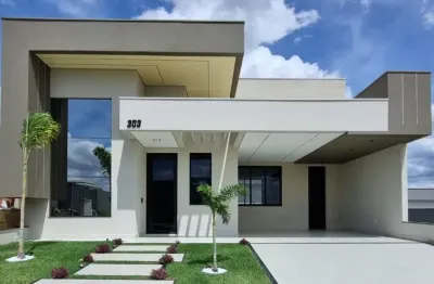 Linda e moderna casa em condomínio fechado! acabamento em alto padrão