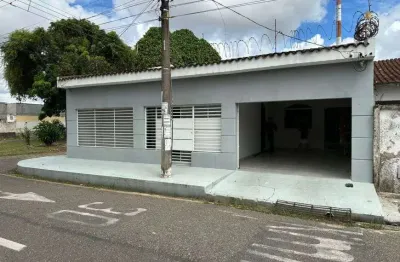 Casa esquina com 4/4 sendo 2 suítes com piscina e 2 vgs - cidade nova - ananindeua - pa