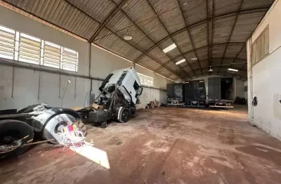 Galpão de 1.000m2 próximo da rodovia arthur bernardes - com0090wg