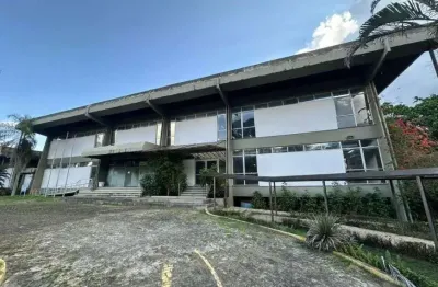 Imóvel comercial na perimetral - área total 13.180 m² / área construída 4894 m² - marco - belém - pa
