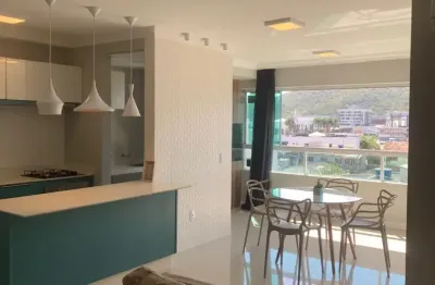 Apartamento em balneário camboriú, sendo 1 suíte e 1 dormitório com 1 vaga de garagem - mobiliado