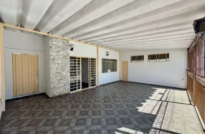 Casa com 5 quartos à venda na Rua 2, 12, Vila São Francisco, Goiânia