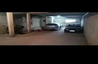 Prédio à venda no Jardim Roberto, Osasco 