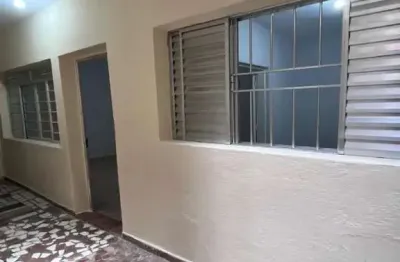 Casa com 2 quartos para alugar no Jardim D'Abril, Osasco 