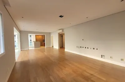 Apartamento com 3 quartos à venda em Moema, São Paulo 