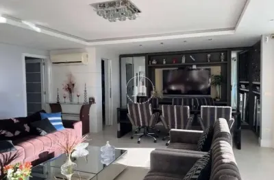 Casa com 5 dormitórios sendo 3 suítes no joao paulo - florianópolis