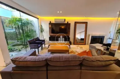 Casa com 3 quartos à venda na Rua Vergílio Ponciano, 133, João Paulo, Florianópolis