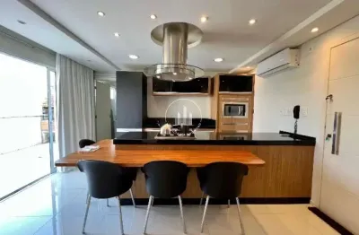 Cobertura com 3 dormitórios sendo 1 suíte, 118m² - carvoeira - cen