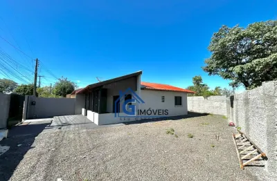Casa a venda - 3 dormitorios sendo 1 suíte e 260m² terreno - ernani moura lima