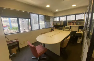 Conjunto comercial 45 metros , 2 vagas , a venda em pinheiros .