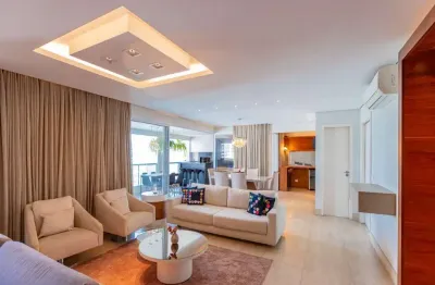 Apartamento à venda com 3 quartos sendo 3 suítes e 4 vagas de garagem