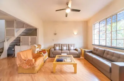 Casa com 3 quartos à venda na Rua dos Guaxins, 41, Planalto Paulista, São Paulo