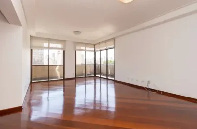 Apartamento à venda com 4 quartos sendo 3 suítes e 4 vagas de garagem