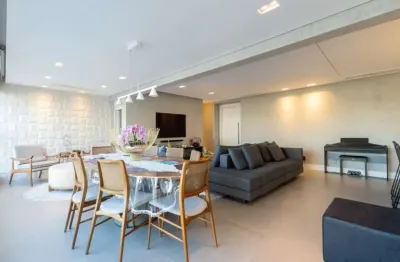 Apartamento à venda na chácara santo antônio com 4 quartos sendo 3 suítes e 3 vagas de garagem.