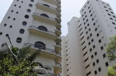 Apartamento em a venda em moema  com 170m², 4 quartos sendo 2 suítes, 4 banheiros, 2 vagas de garagem.