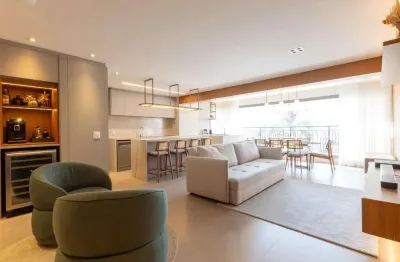 Apartamento a venda em moema com 3 quartos sendo 3 suítes e 2 vagas de garagem!