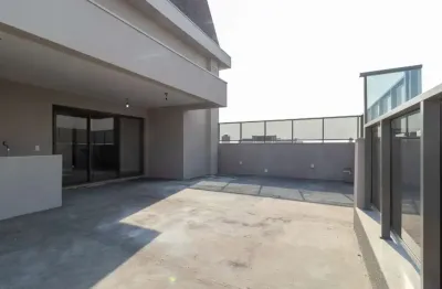 Cobertura  à  venda com 4 quartos sendo 4 suítes e 3 vagas de garagem