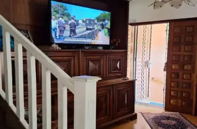 Casa com 3 quartos à venda na Rua Gil Eanes, 478, Campo Belo, São Paulo