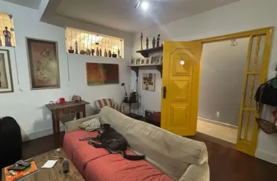 Sobrado a venda no campo belo 3 quartos , 2 vagas, edícula , jardim