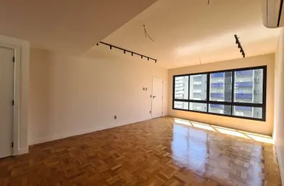 Apartamento 94m² na vila nova conceição com 3 quartos sendo 3 suítes