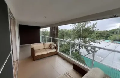 Apartamento à venda com 4 quartos sendo 2 suítes e 3 vagas de garagem